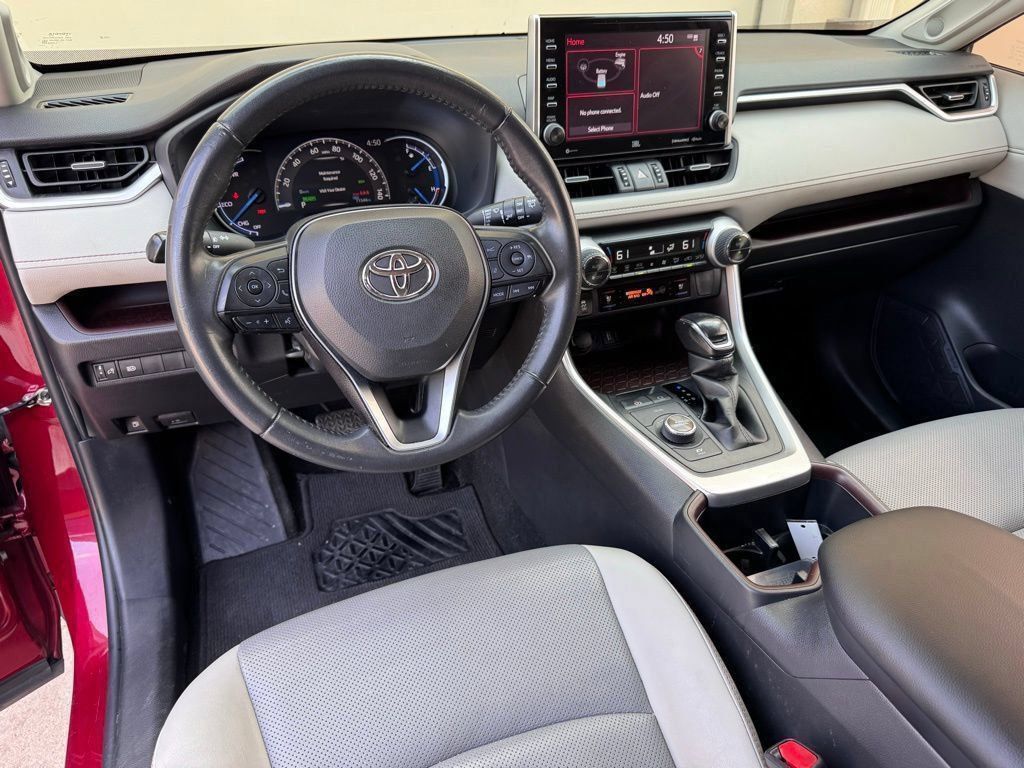 2022 Toyota RAV4 Limited - Photo 2