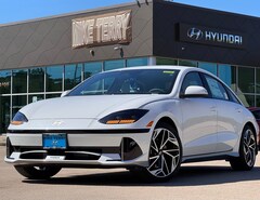 2025 Hyundai IONIQ 6 SEL Sedan