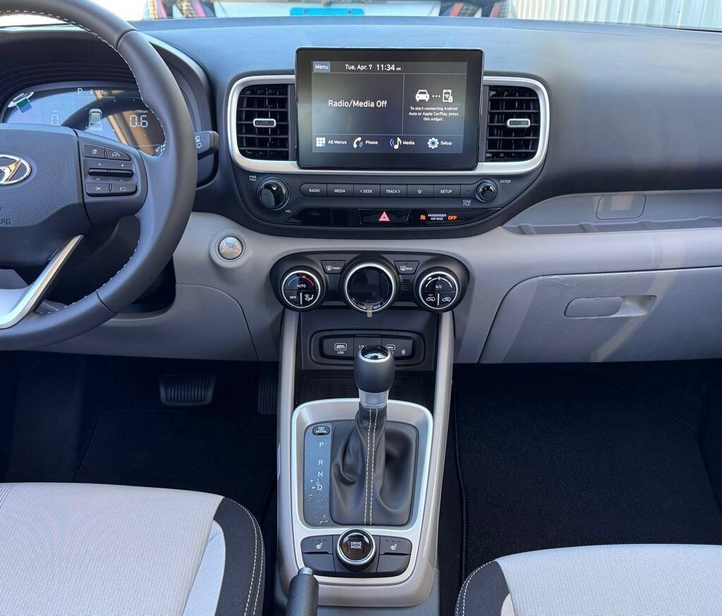 New 2026 Hyundai Venue SEL SUV