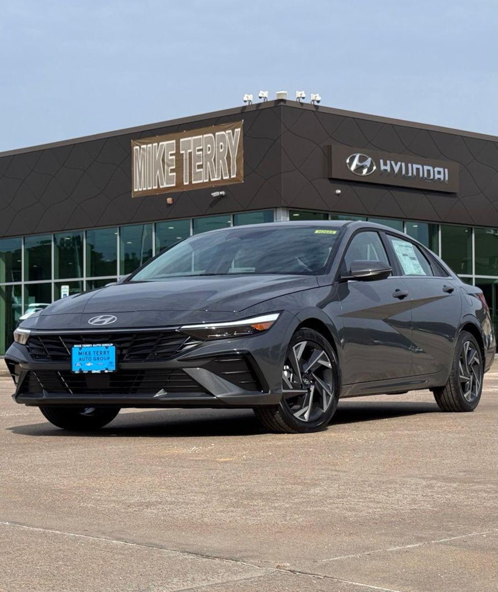 New 2026 Hyundai Elantra Limited Sedan