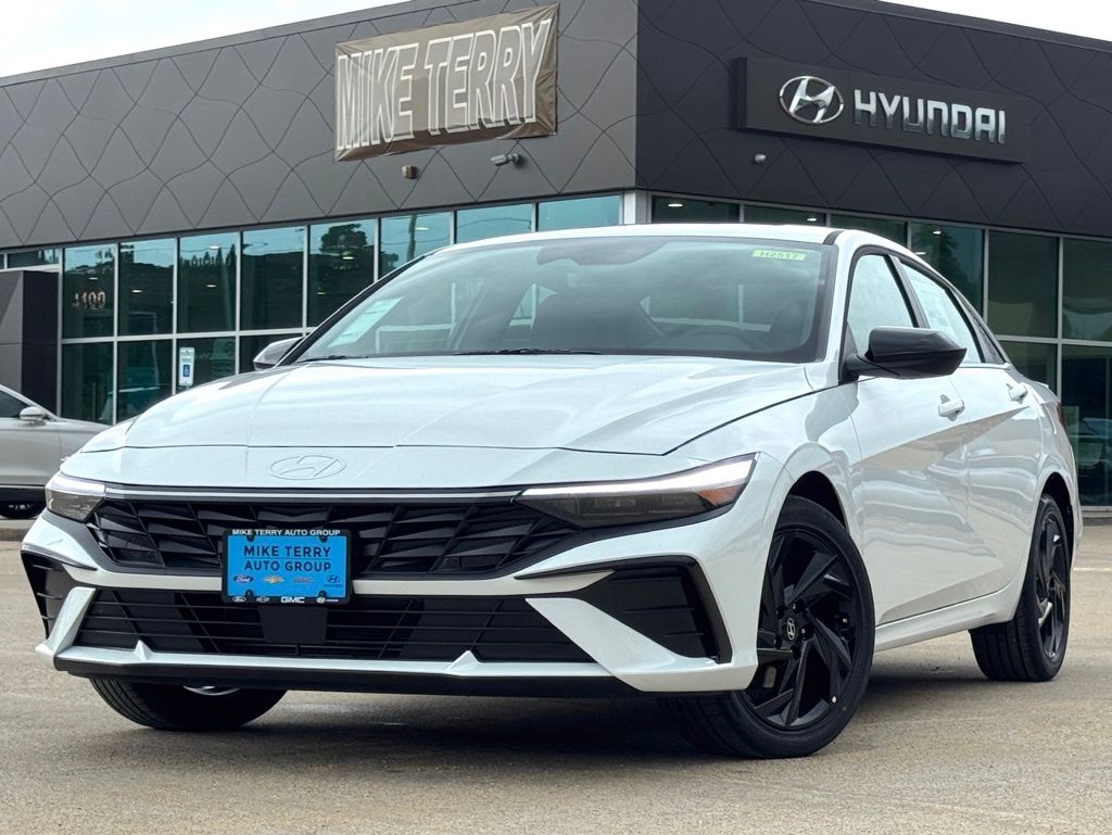 New 2026 Hyundai Elantra SEL Sport