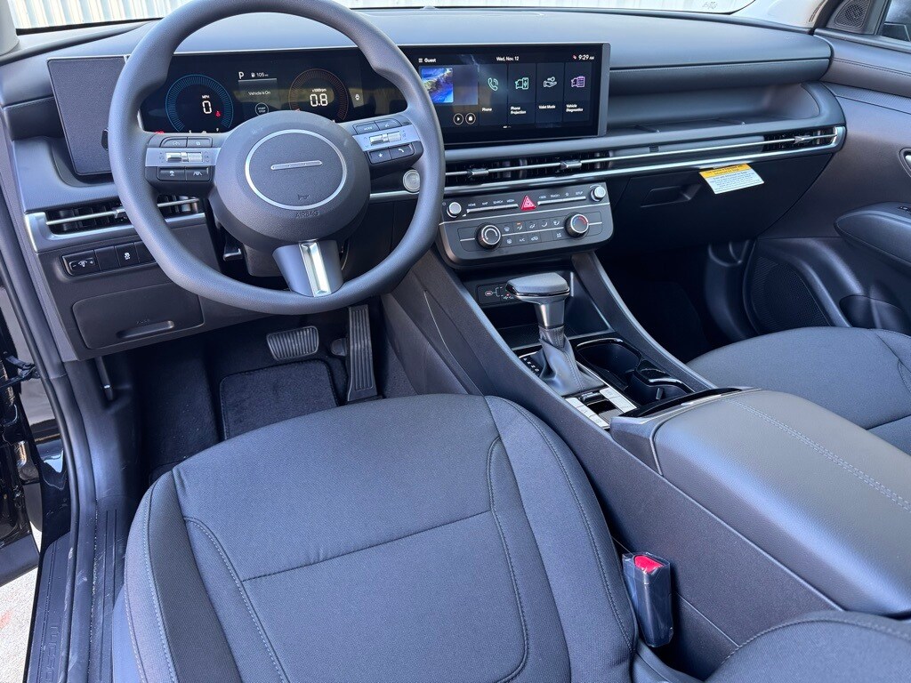 2026 Hyundai Tucson SE photo 2