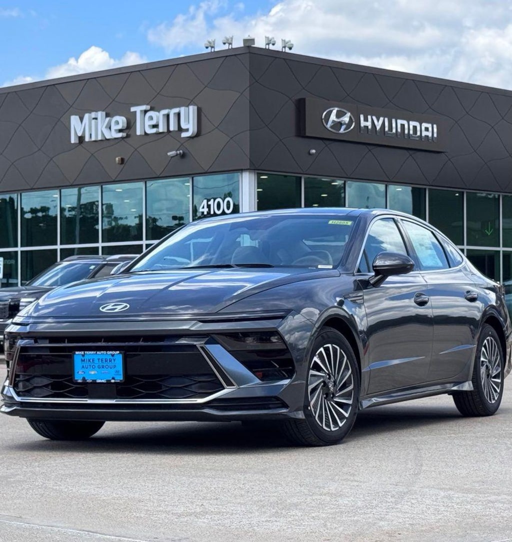 New 2026 Hyundai Sonata Hybrid SEL Sedan