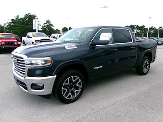 2026 Ram 1500 LARAMIE CREW CAB 4X4 5'7 BOX Pickup