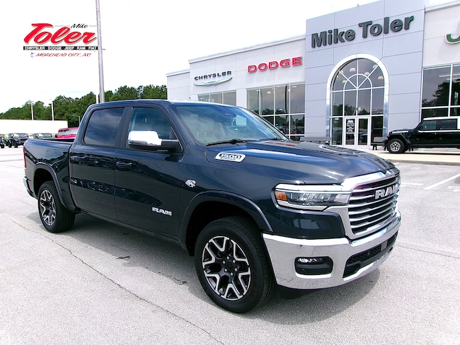 2026 Ram 1500 LARAMIE CREW CAB 4X4 5'7 BOX Pickup