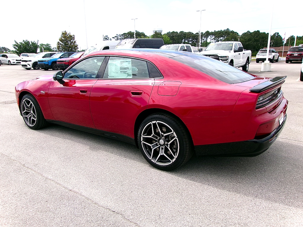 New 2026 Dodge Charger R/T PLUS 4-DOOR AWD Sedan