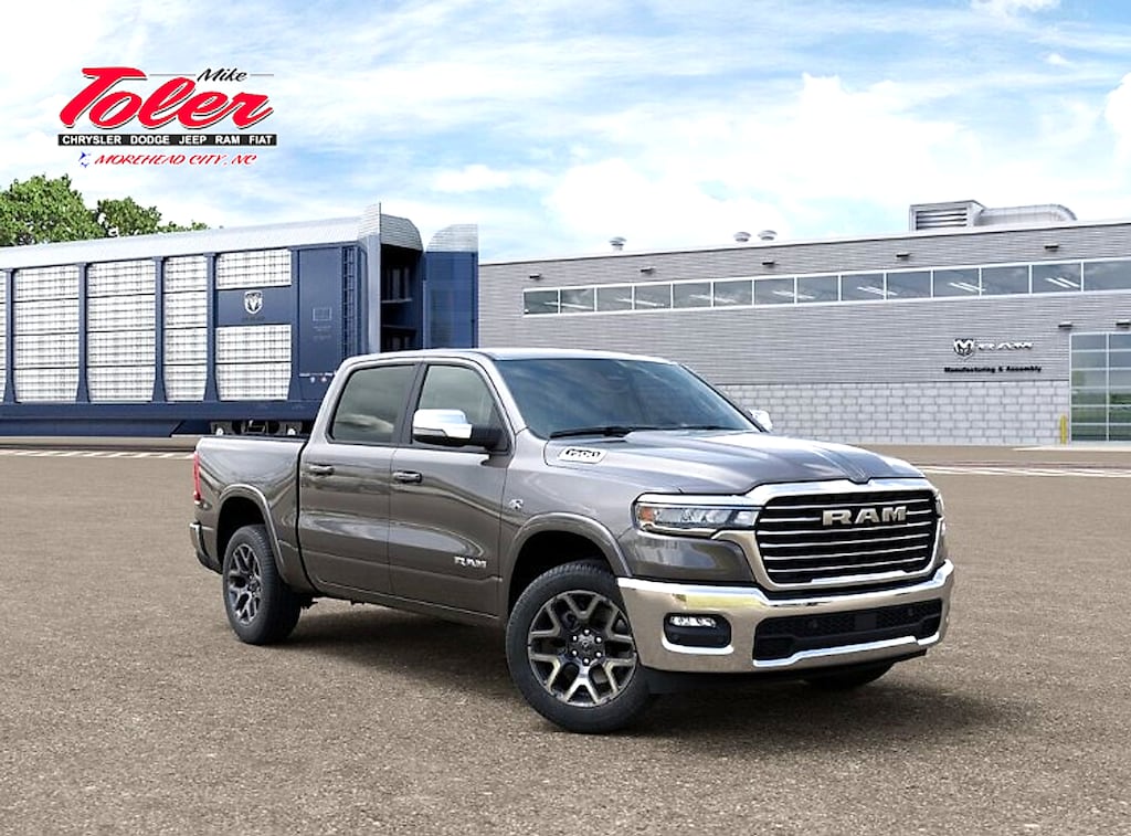 New 2026 Ram 1500 LARAMIE CREW CAB 4X4 5'7 BOX Pickup