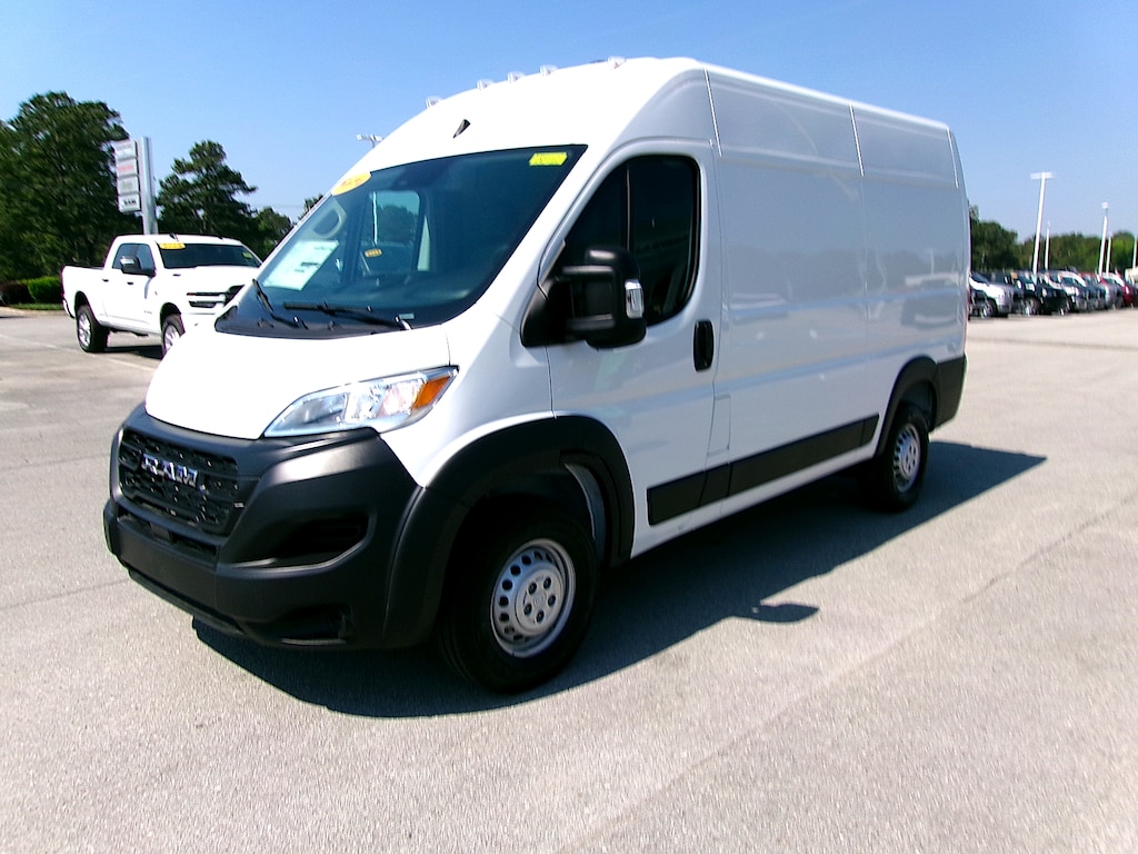 New 2026 Ram ProMaster PROMASTER 2500 TRADESMAN CARGO VAN HIGH ROOF 136' Cargo Van