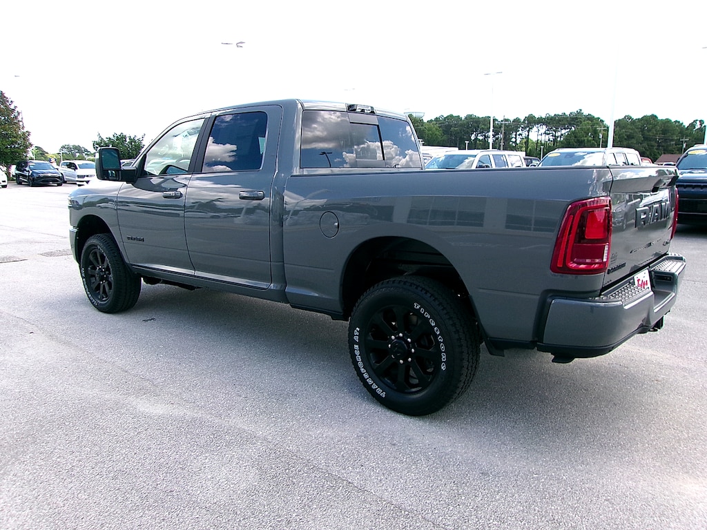New 2026 Ram 2500 LARAMIE CREW CAB 4X4 6'4 BOX Pickup