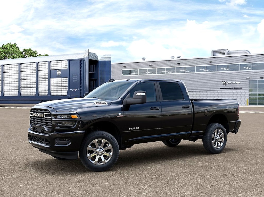 New 2026 Ram 2500 BIG HORN CREW CAB 4X4 6'4 BOX Pickup