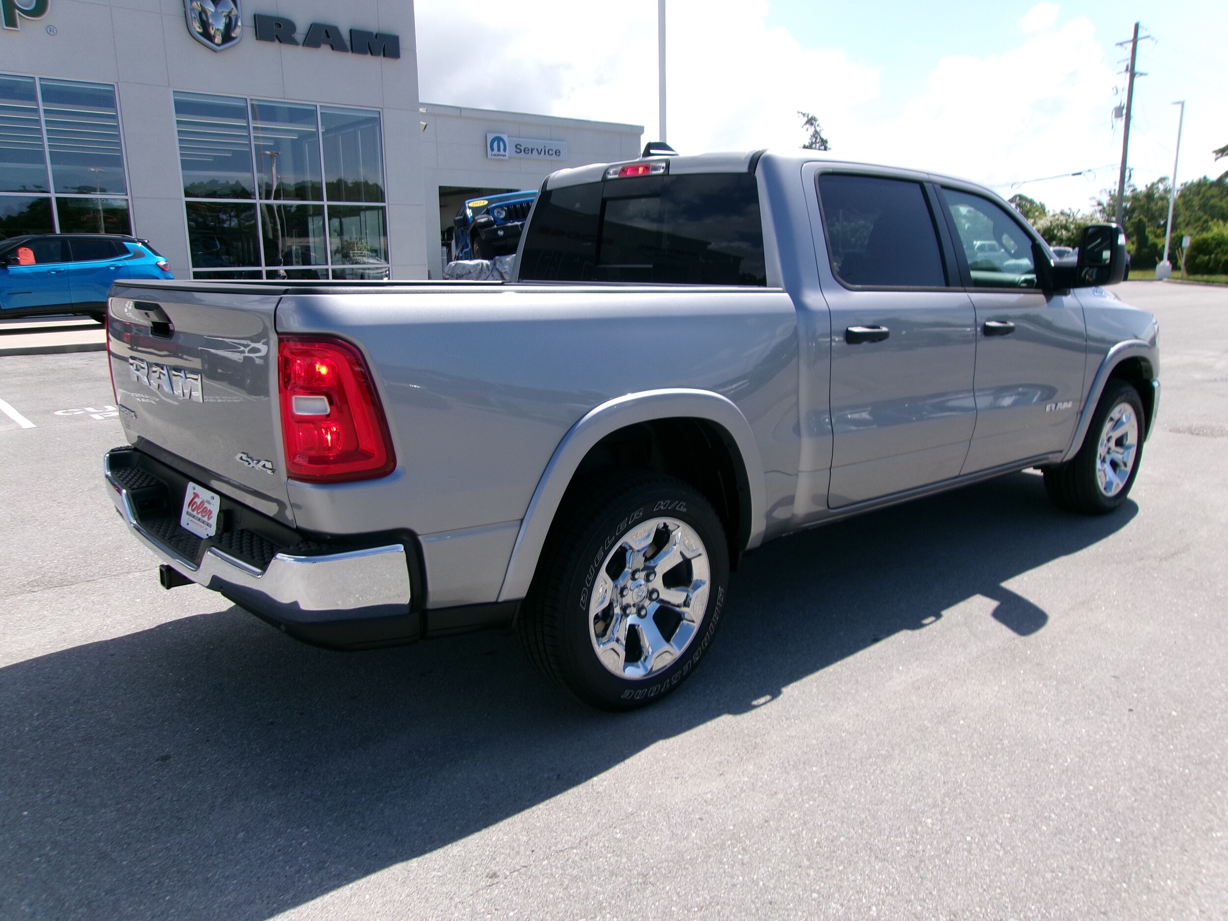 2025 Ram 1500 Big Horn photo 4