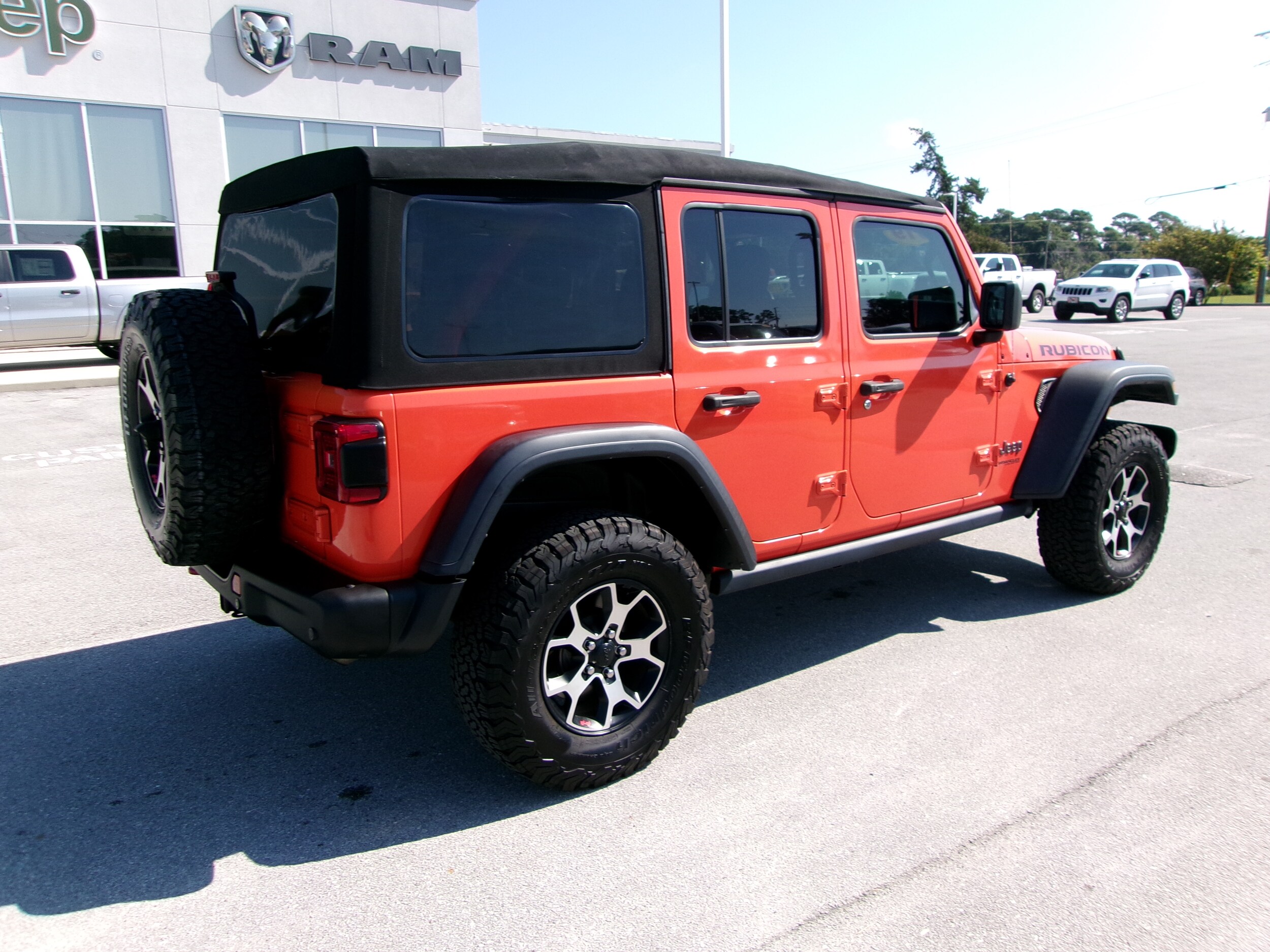 2019 Jeep Wrangler Unlimited Rubicon photo 3