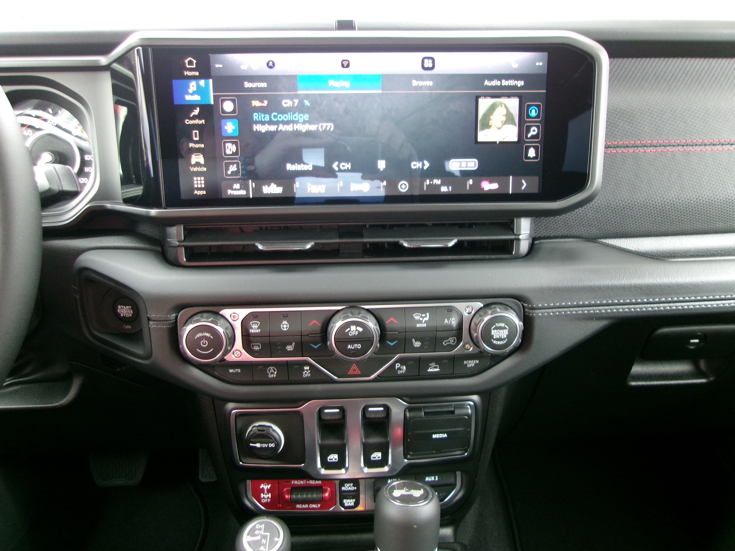 2026 Jeep Wrangler 2-Door Rubicon - Photo 15