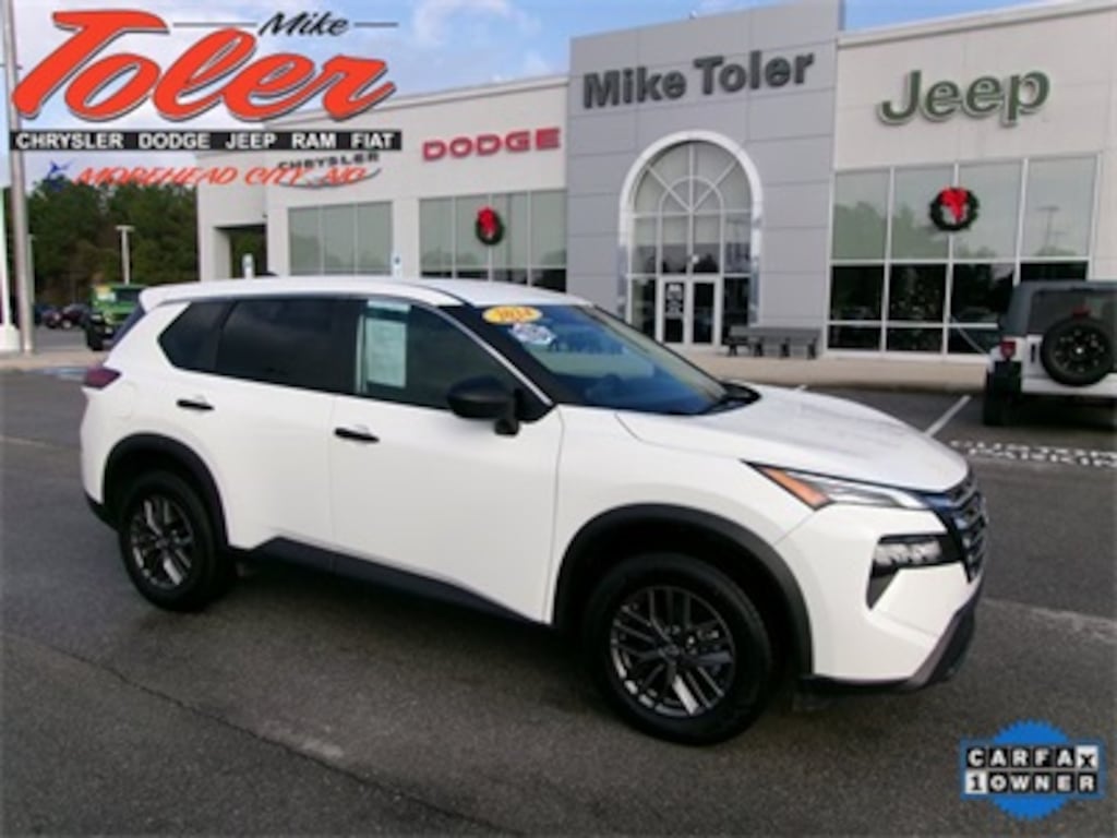 Used 2024 Nissan Rogue S SUV