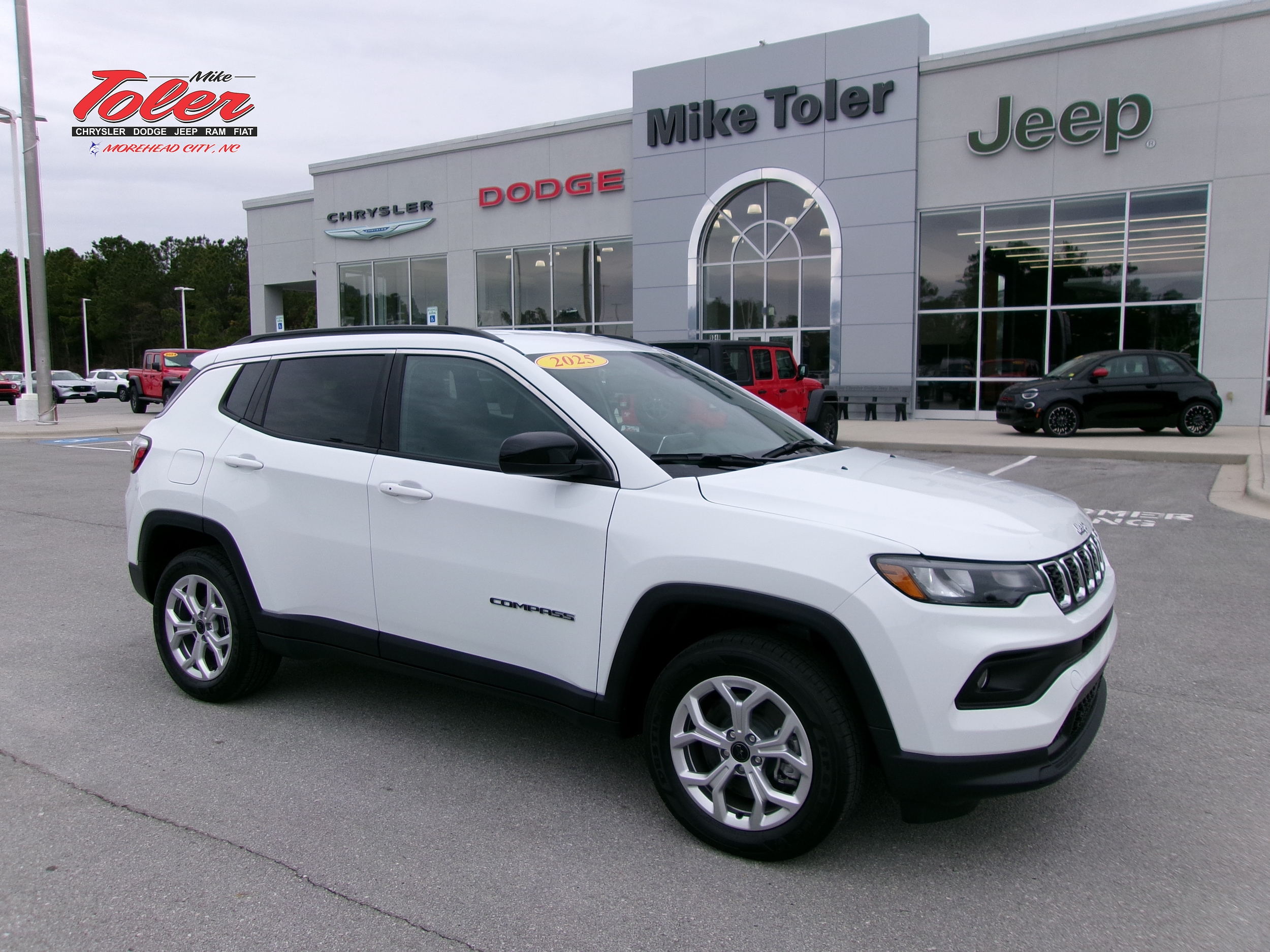 2025 Jeep Compass LATITUDE 4X4