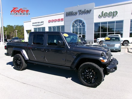 2025 Jeep Gladiator NIGHTHAWK 4X4 Pickup