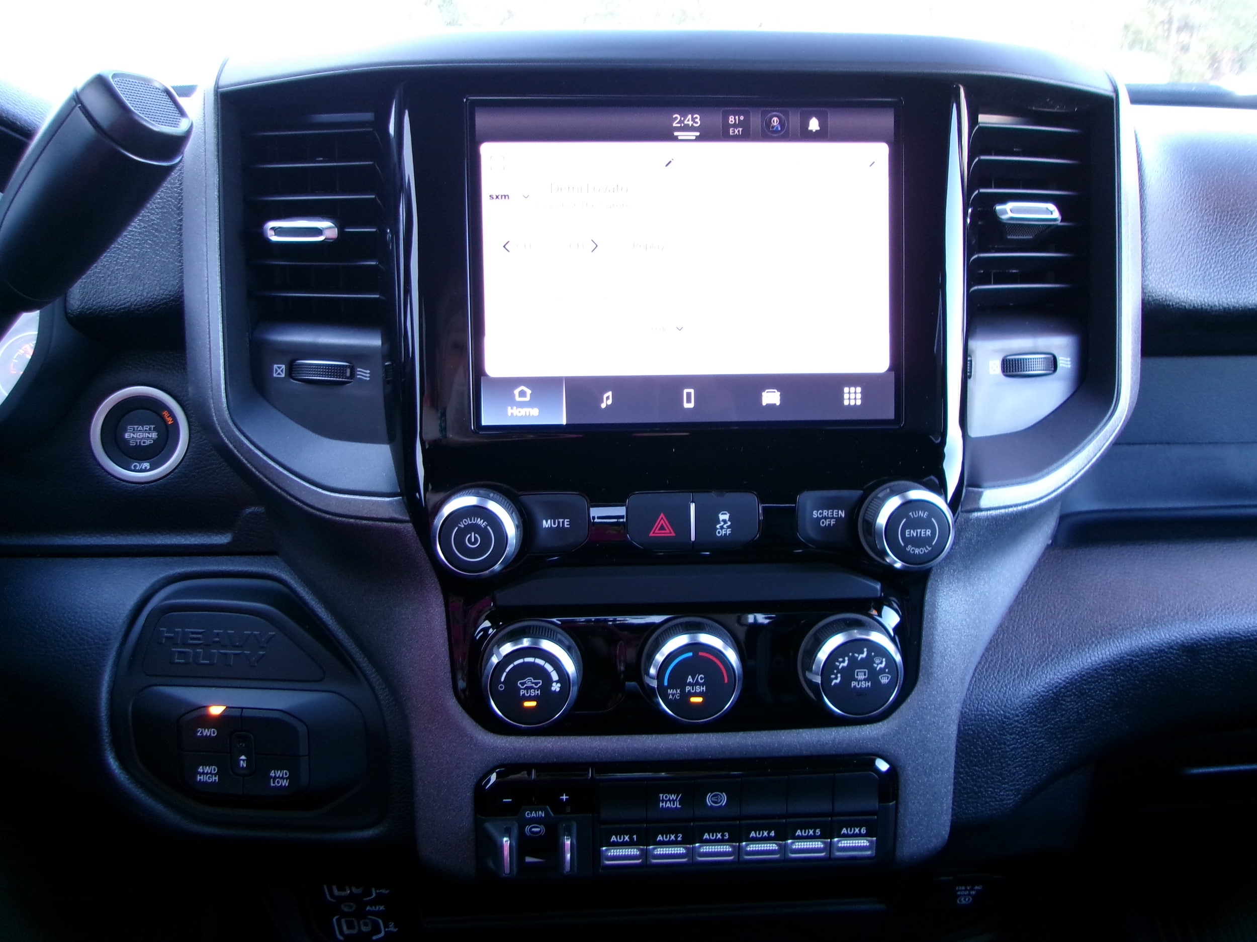 2025 RAM 3500 Tradesman - Photo 14