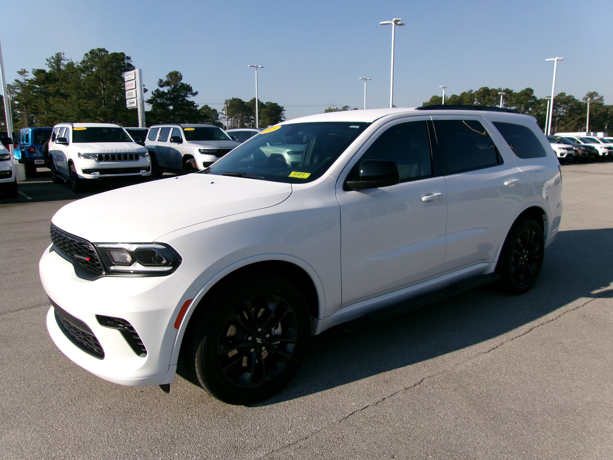 2025 Dodge Durango GT photo 2
