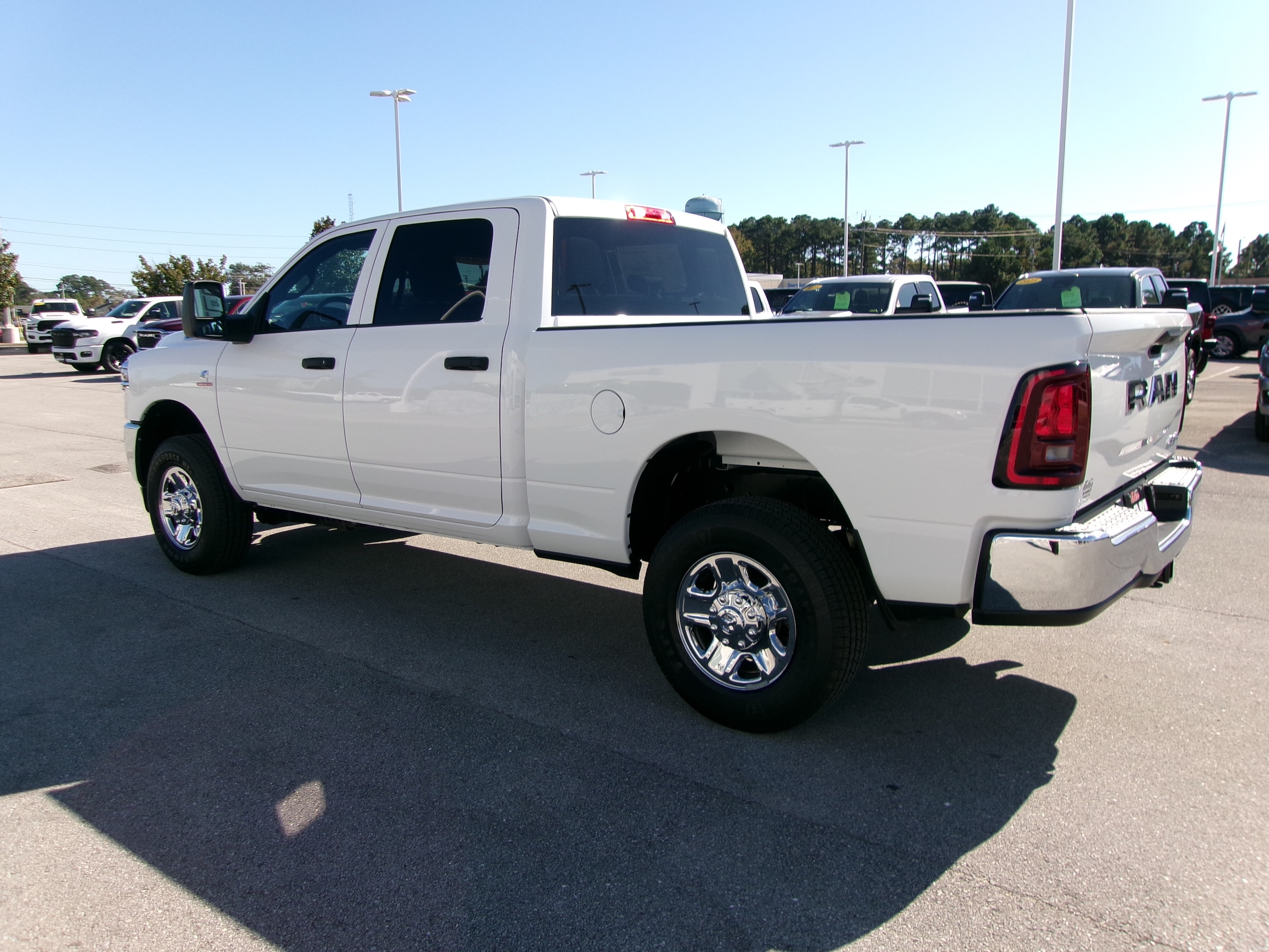 2025 Ram 3500 Tradesman photo 3