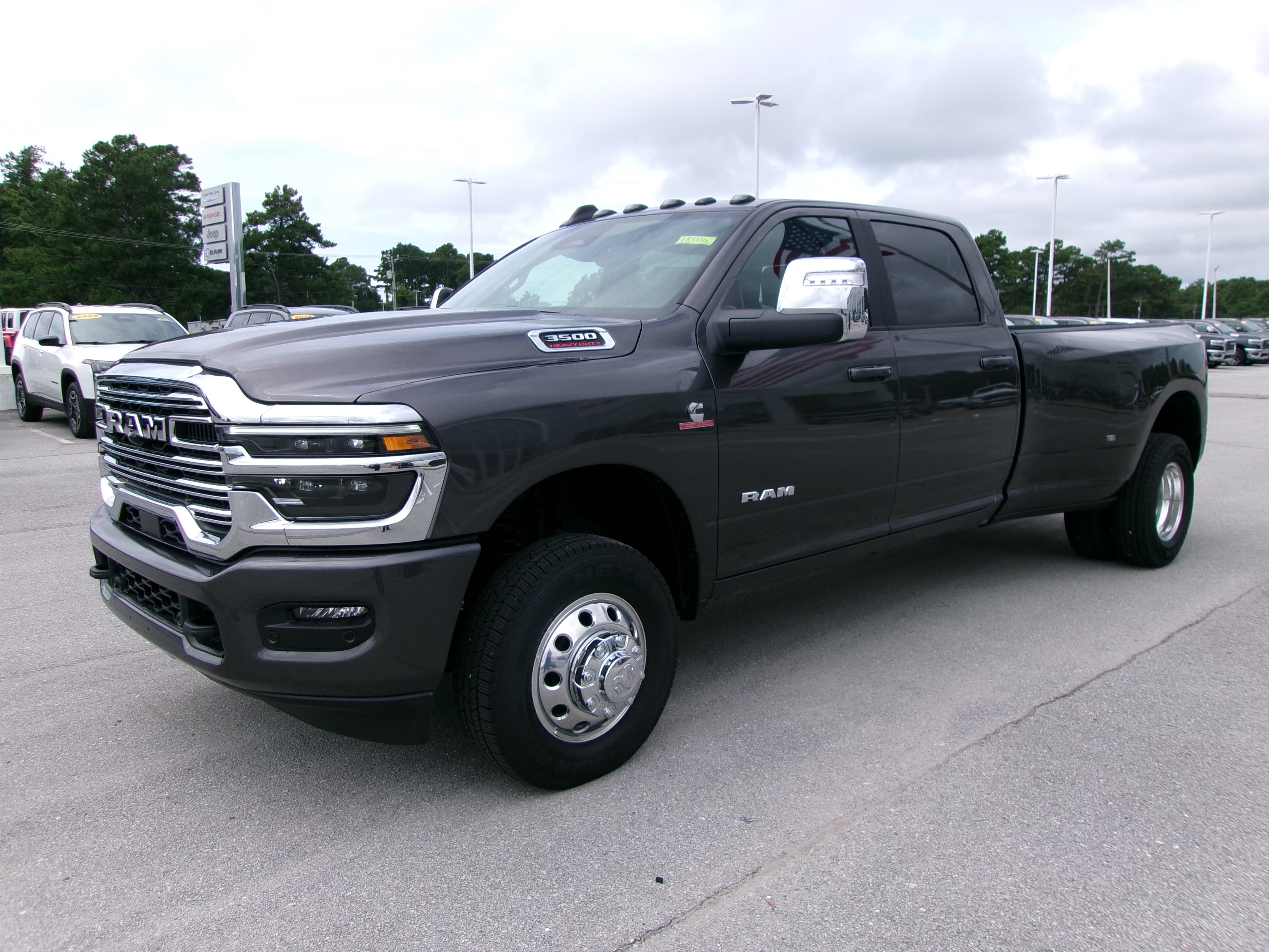2026 Ram 3500 LARAMIE CREW CAB 4X4 Pickup