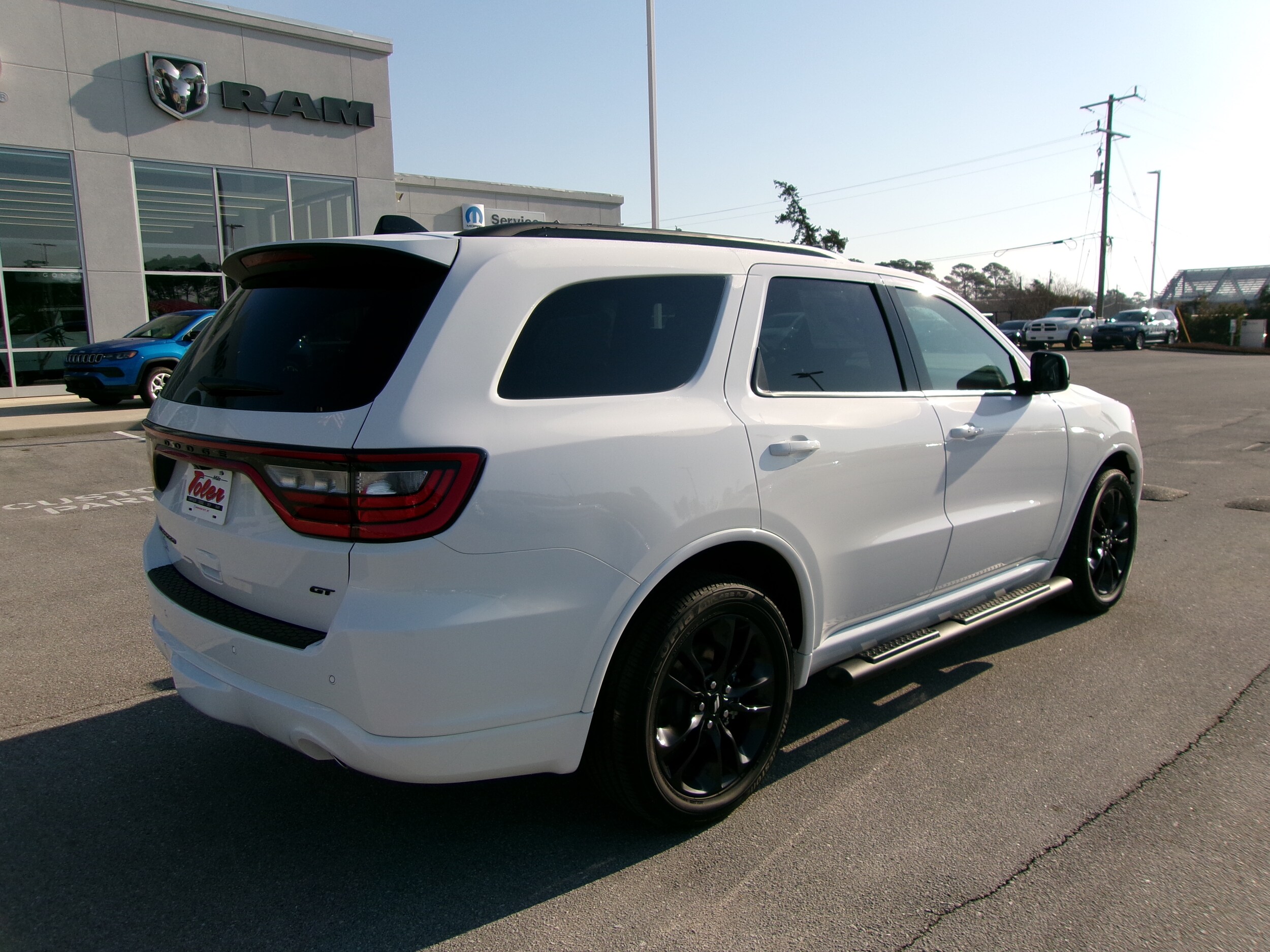 2025 Dodge Durango GT photo 4