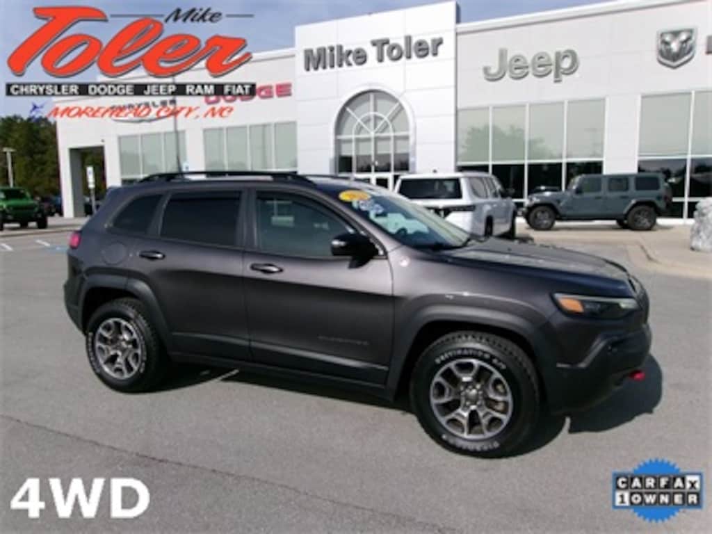 Used 2022 Jeep Cherokee Trailhawk SUV