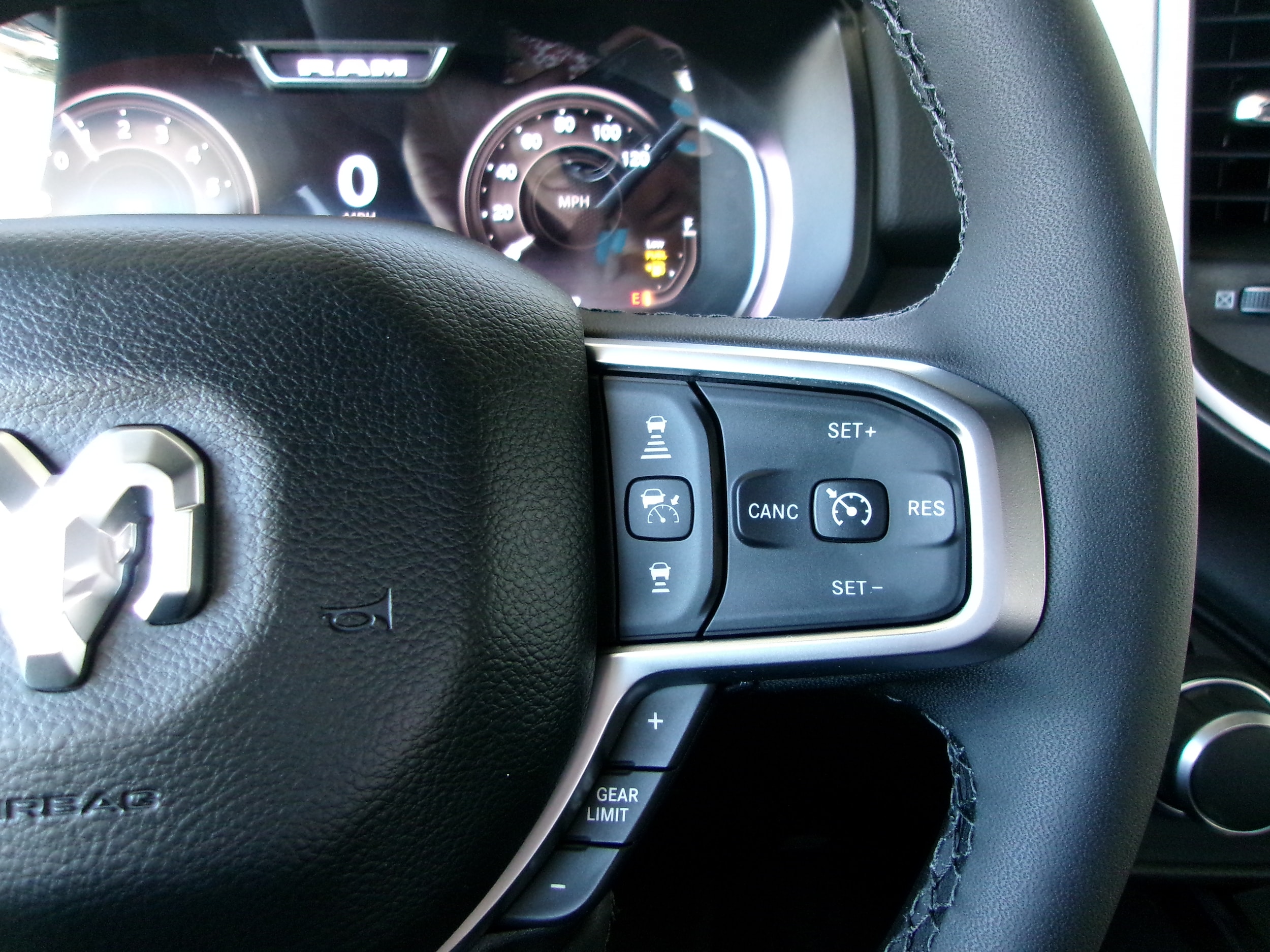 2025 RAM 1500 Big Horn/Lone Star - Photo 11