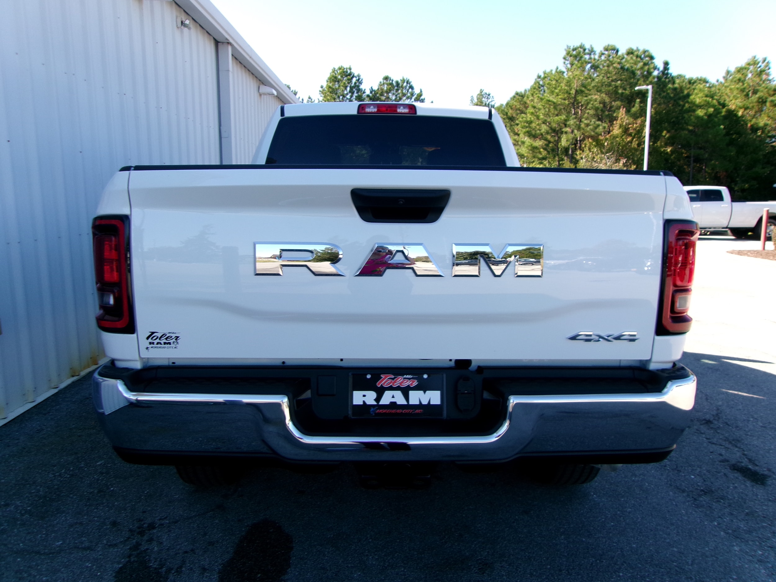 2025 RAM 3500 Tradesman - Photo 21