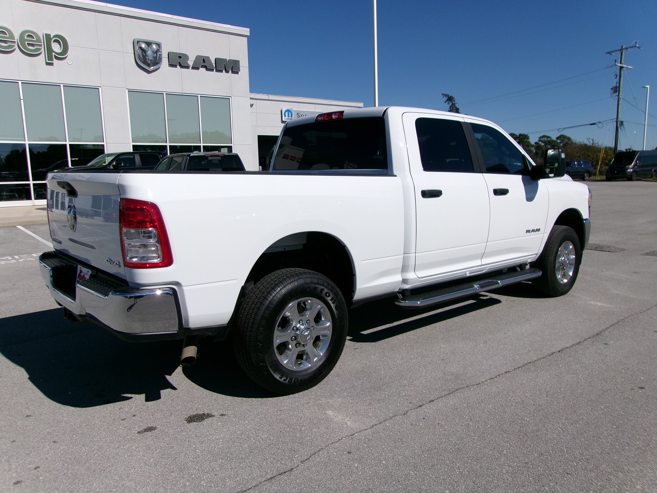 2024 Ram 2500 Big Horn photo 3