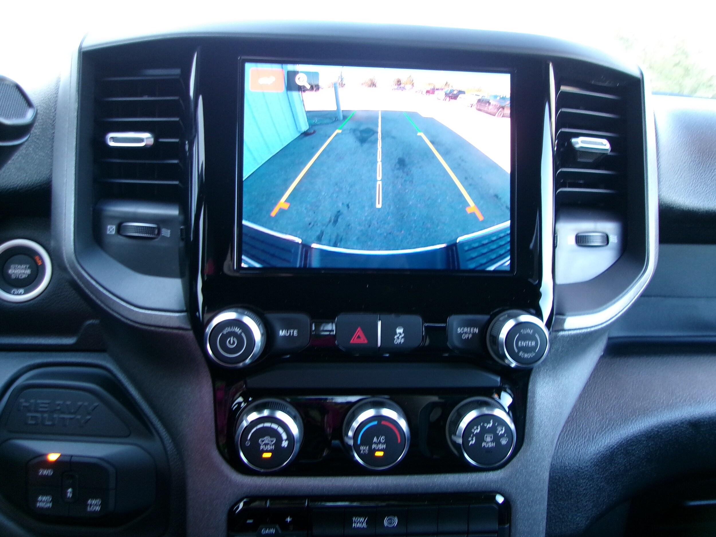 2025 RAM 3500 Tradesman - Photo 15