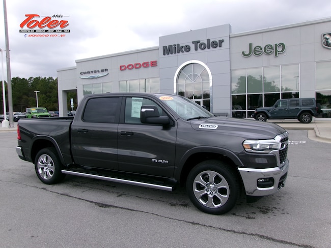 2026 Ram 1500 BIG HORN CREW CAB 4X4 5'7 BOX Pickup