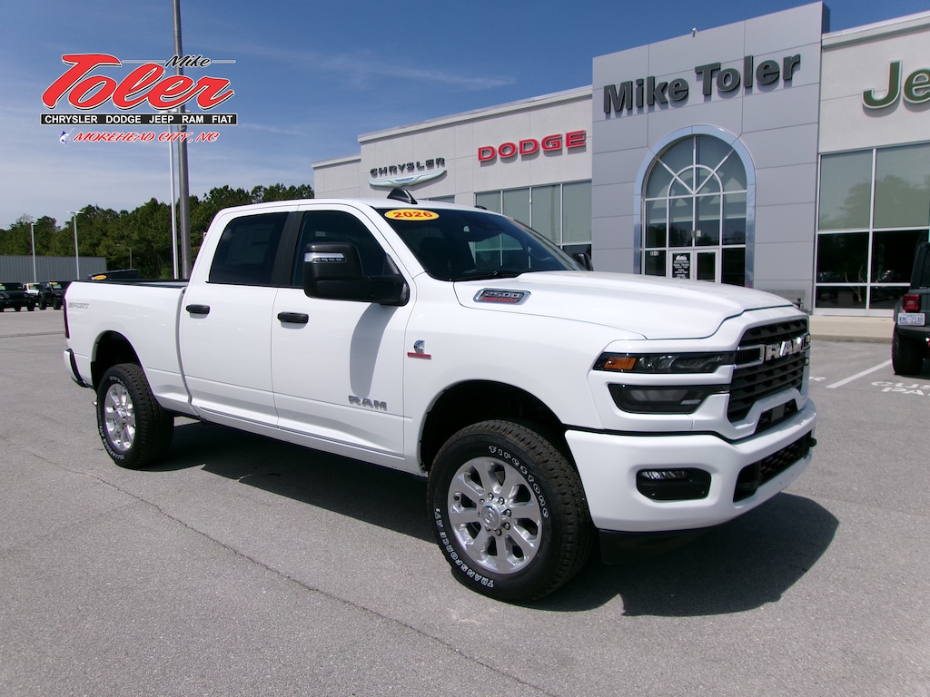 New 2026 Ram 2500 BIG HORN CREW CAB 4X4 6'4 BOX Pickup