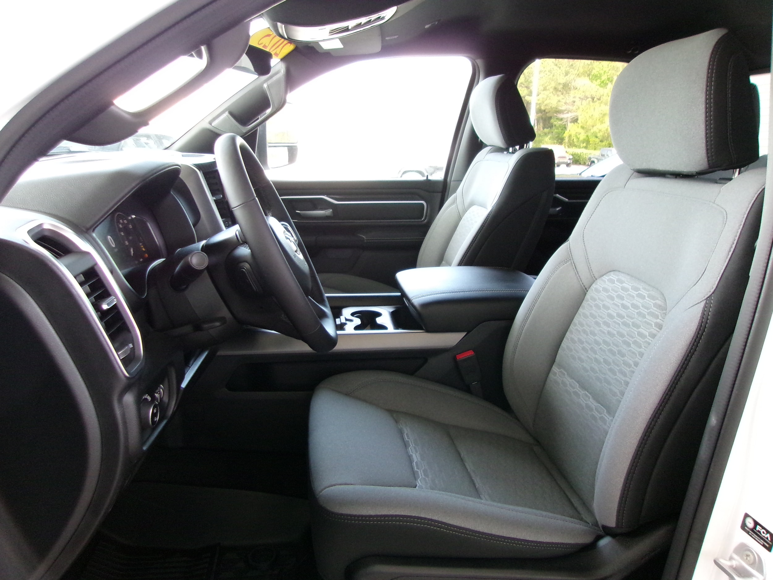 2025 RAM 1500 Big Horn/Lone Star - Photo 13
