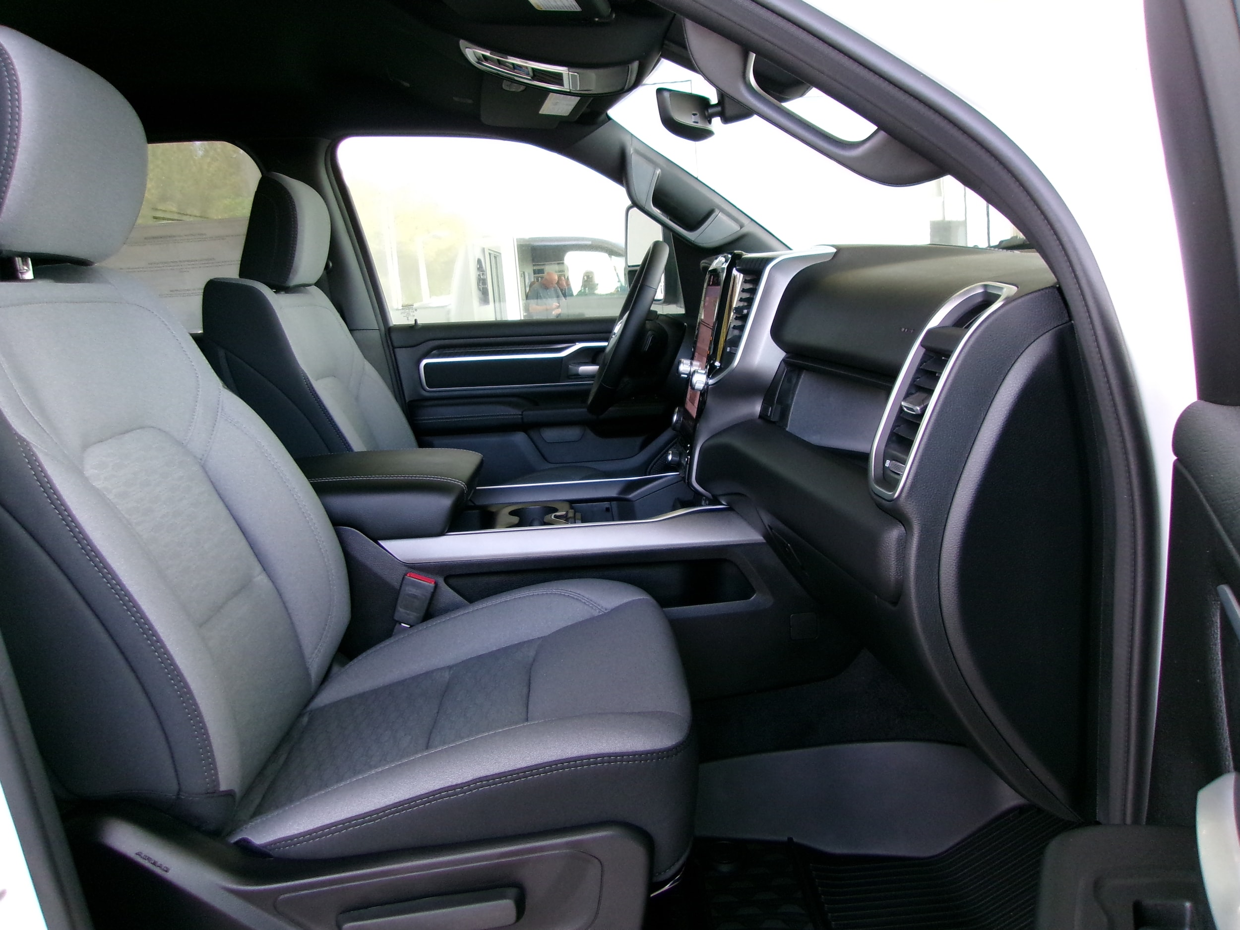 2025 RAM 1500 Big Horn/Lone Star - Photo 20
