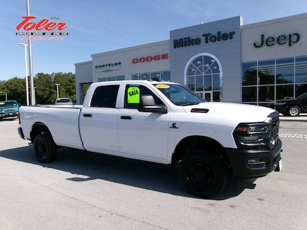 2025 Ram 2500 TRADESMAN CREW CAB 4X4 8' BOX Pickup