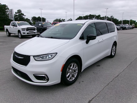 2024 Chrysler Pacifica Touring L Minivan/Van