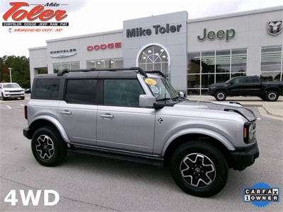 2022 Ford Bronco 4-Door Outer Banks's photo