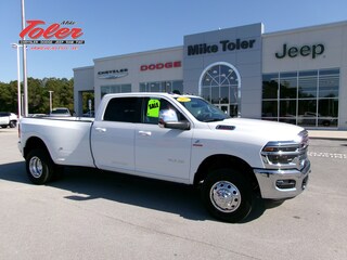 2025 Ram 3500 LARAMIE CREW CAB 4X4 8' BOX Pickup