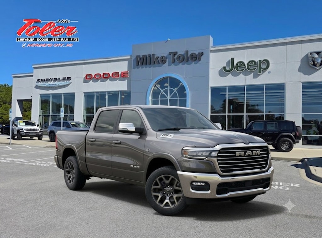 New 2026 Ram 1500 LARAMIE CREW CAB 4X4 5'7 BOX Pickup