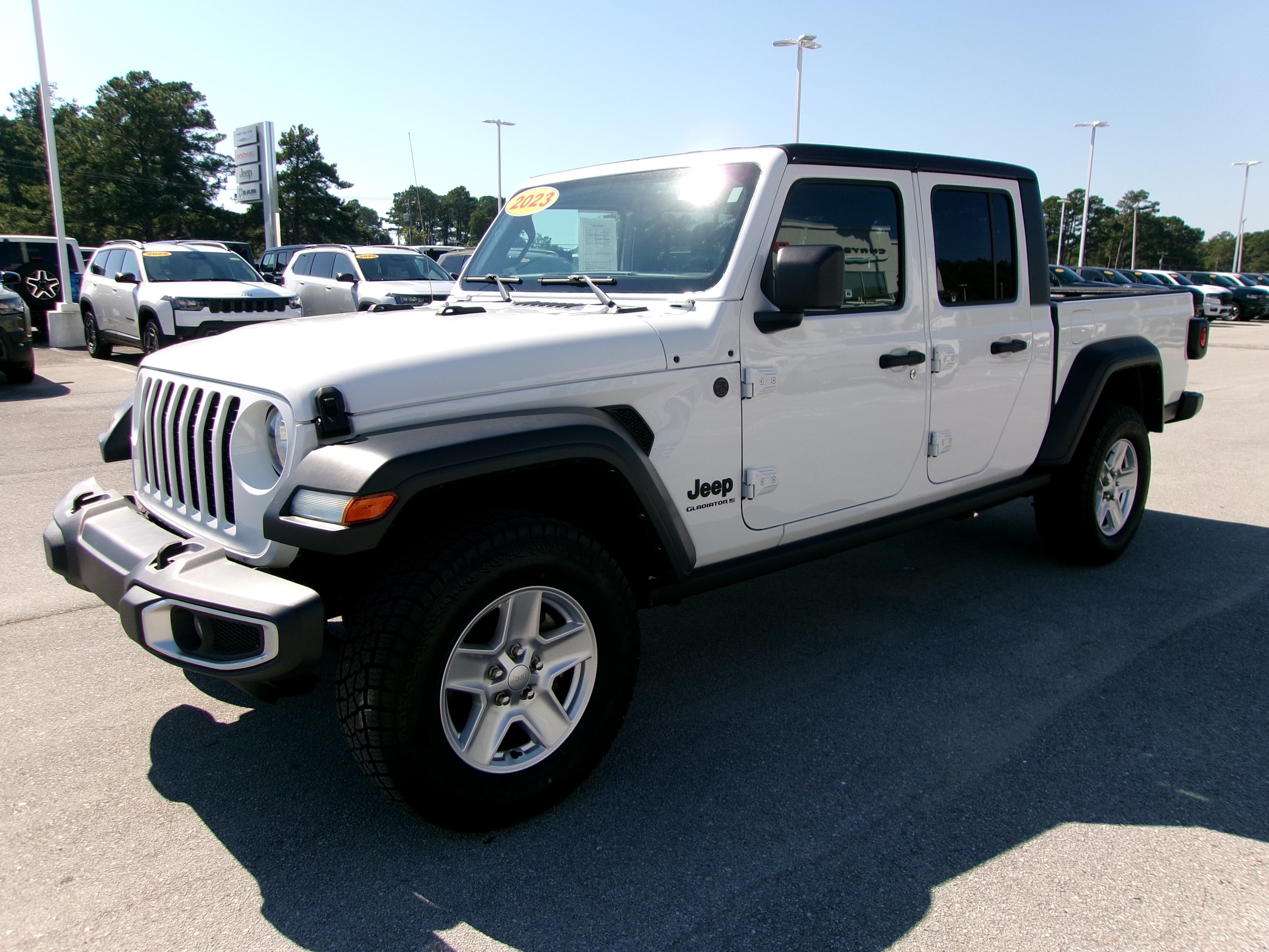 2023 Jeep Gladiator