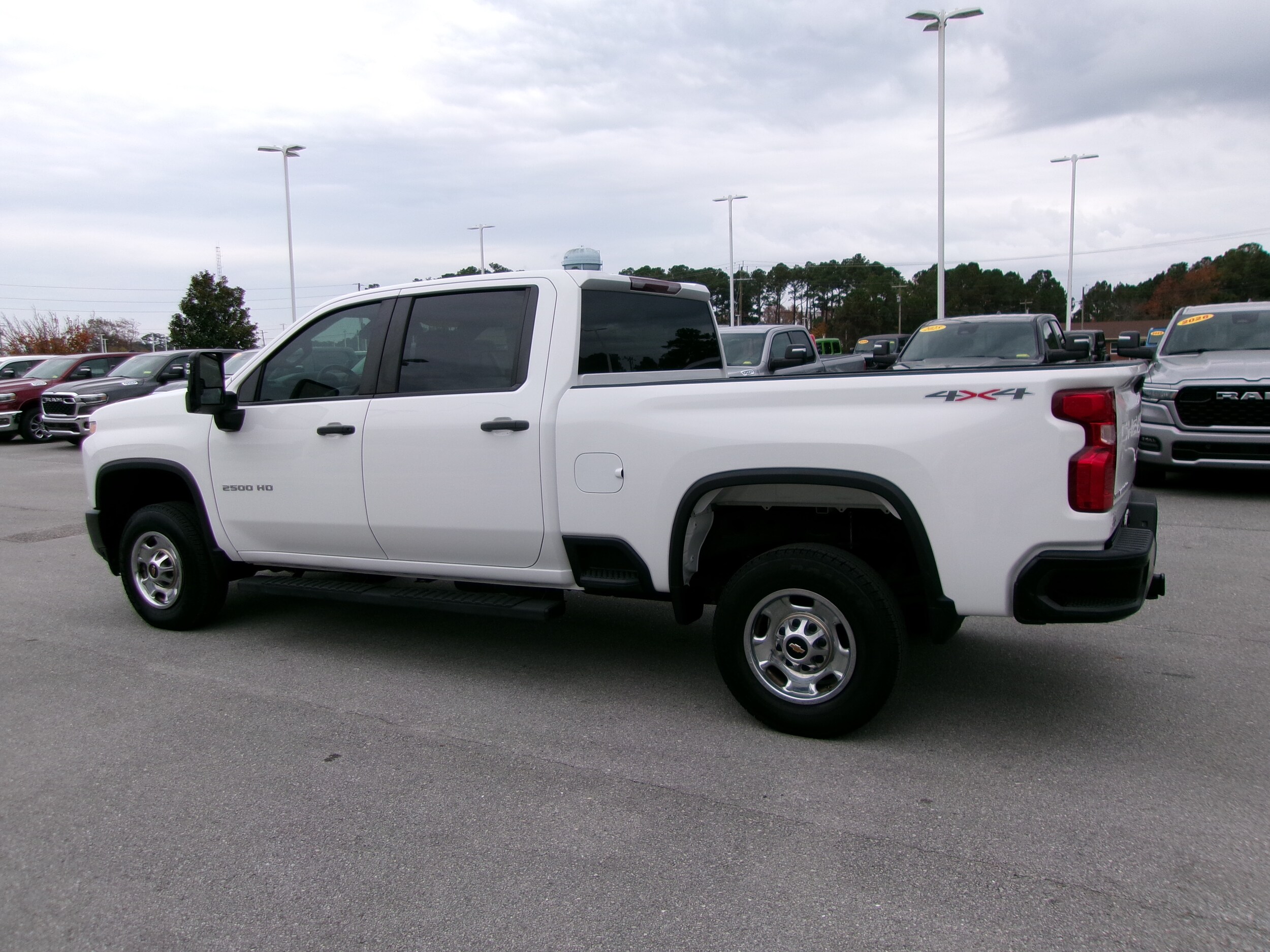 2022 Chevrolet Silverado 2500HD Work Truck photo 2