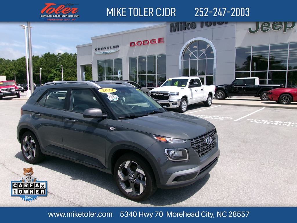 Used 2024 Hyundai Venue SEL SUV