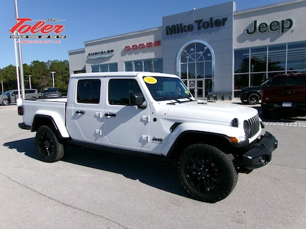 2025 Jeep Gladiator NIGHTHAWK 4X4 Pickup