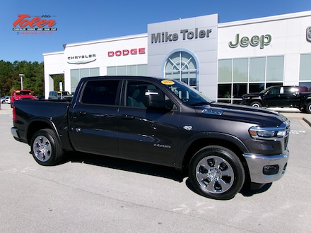 2026 Ram 1500 BIG HORN CREW CAB 4X4 5'7 BOX Pickup