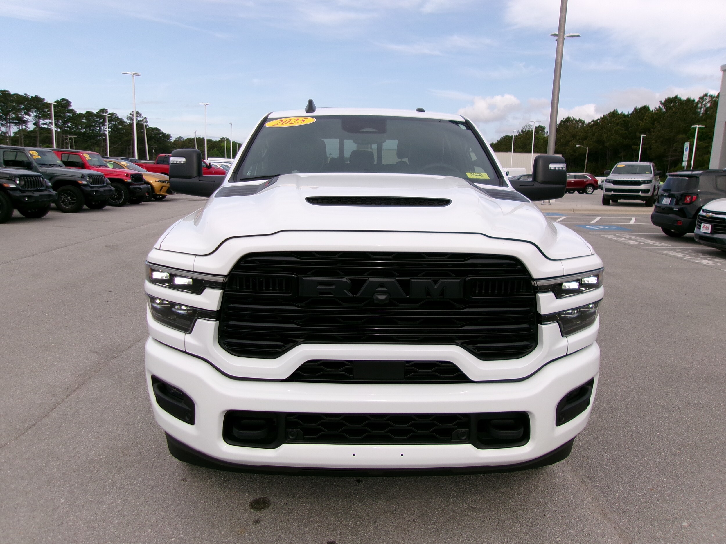 2025 Ram 2500 Laramie photo 4