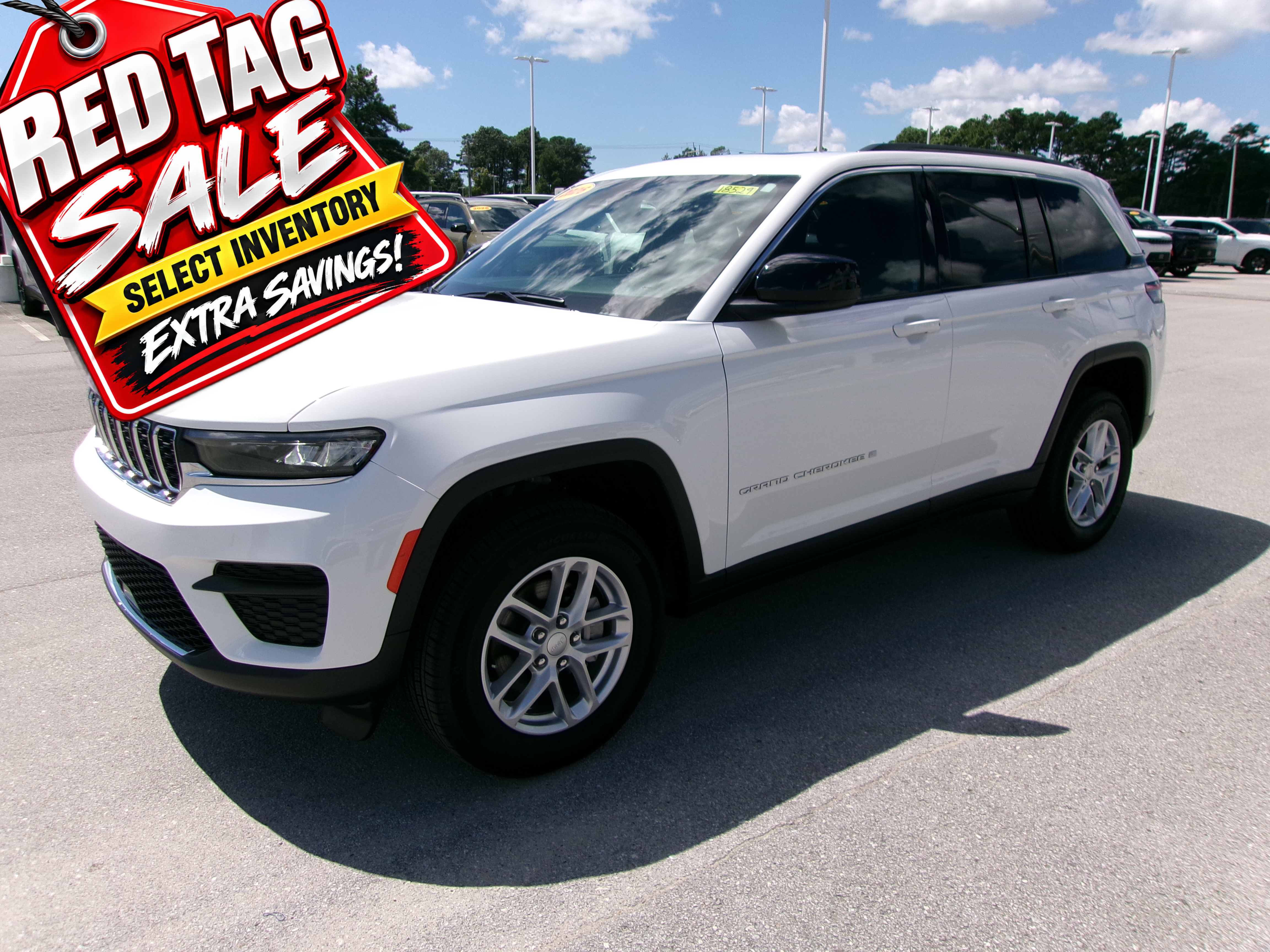 2026 Jeep Grand Cherokee LAREDO X 4X4 Sport Utility