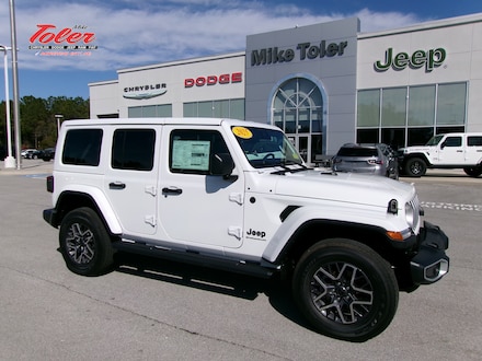 2025 Jeep Wrangler 4-DOOR SAHARA Sport Utility