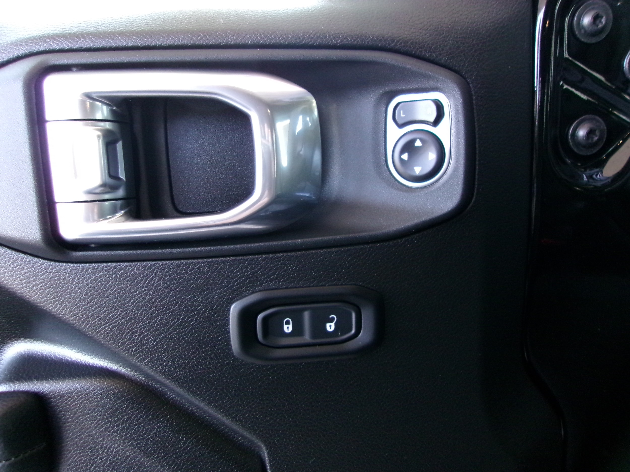 2025 Jeep Gladiator Sport S - Photo 10