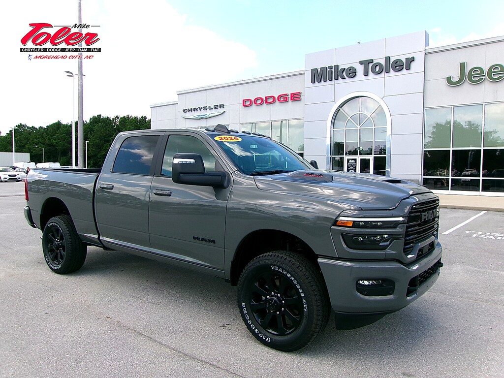New 2026 Ram 2500 LARAMIE CREW CAB 4X4 6'4 BOX Pickup