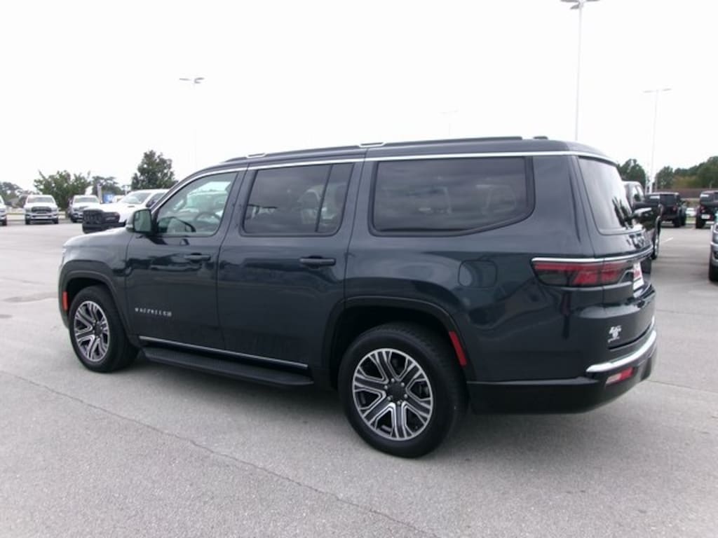 Used 2024 Jeep Wagoneer Series II SUV